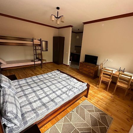 Hotel Bereg-Travel Esterno foto