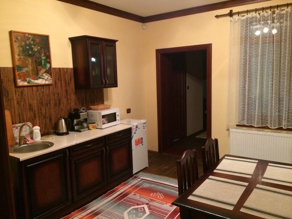 Hotel Bereg-Travel Esterno foto
