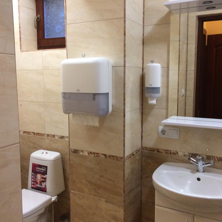 Hotel Bereg-Travel Esterno foto
